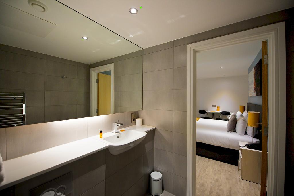 Staycity Aparthotels Deptford Bridge Station London Exterior photo